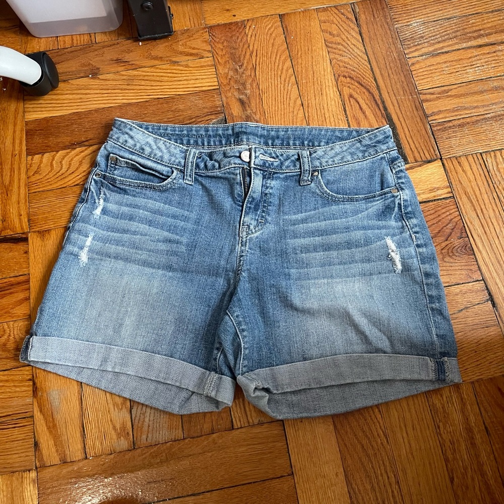 Jlo  Boyfriend shorts size Medium